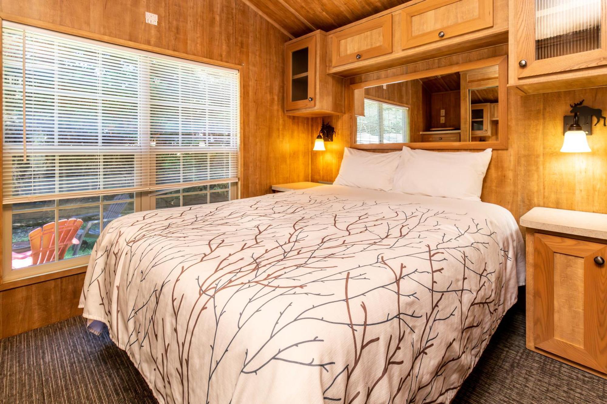 Riverbend Cottage & Rv Resort Parksville Buitenkant foto