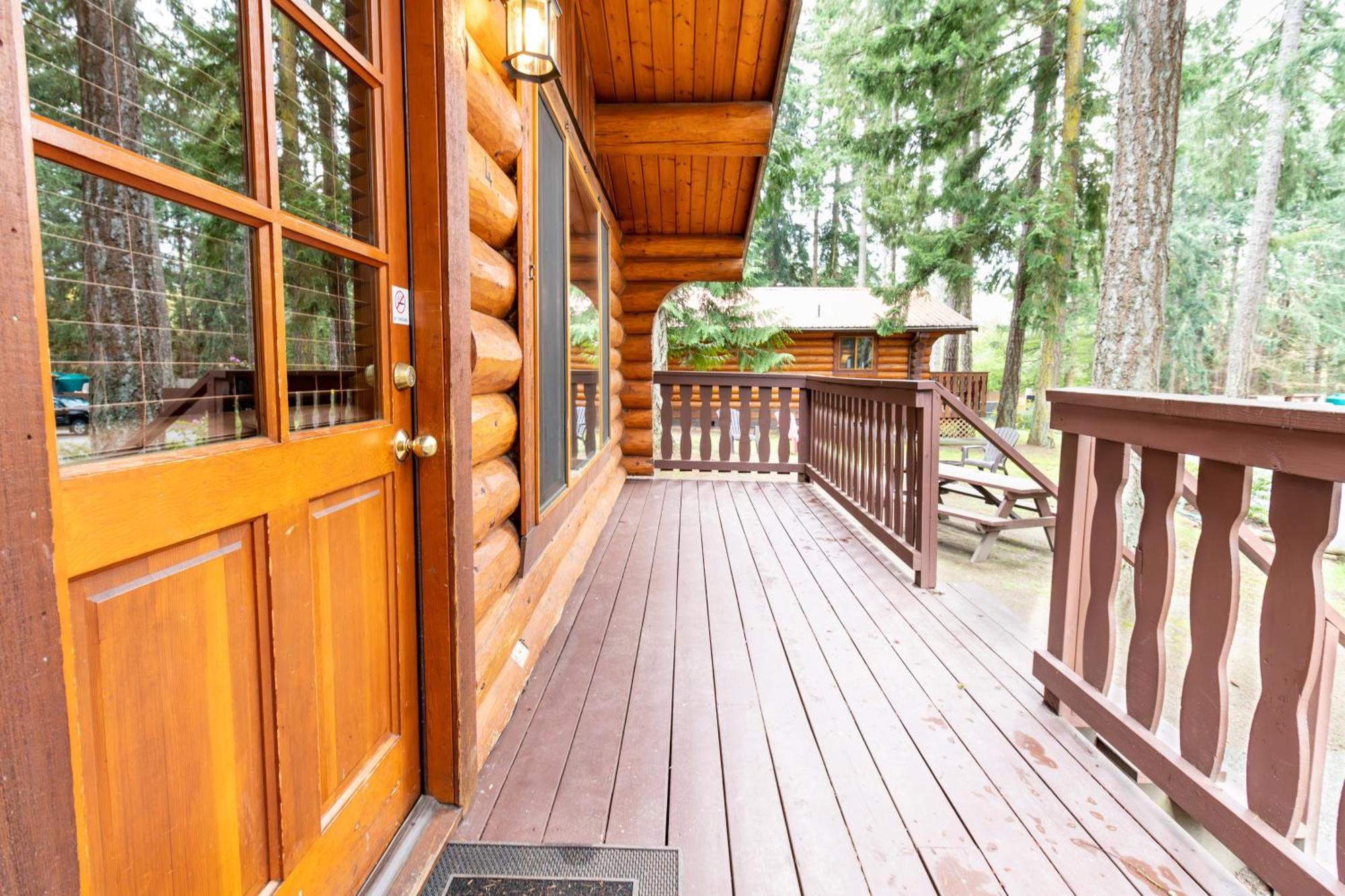 Riverbend Cottage & Rv Resort Parksville Buitenkant foto