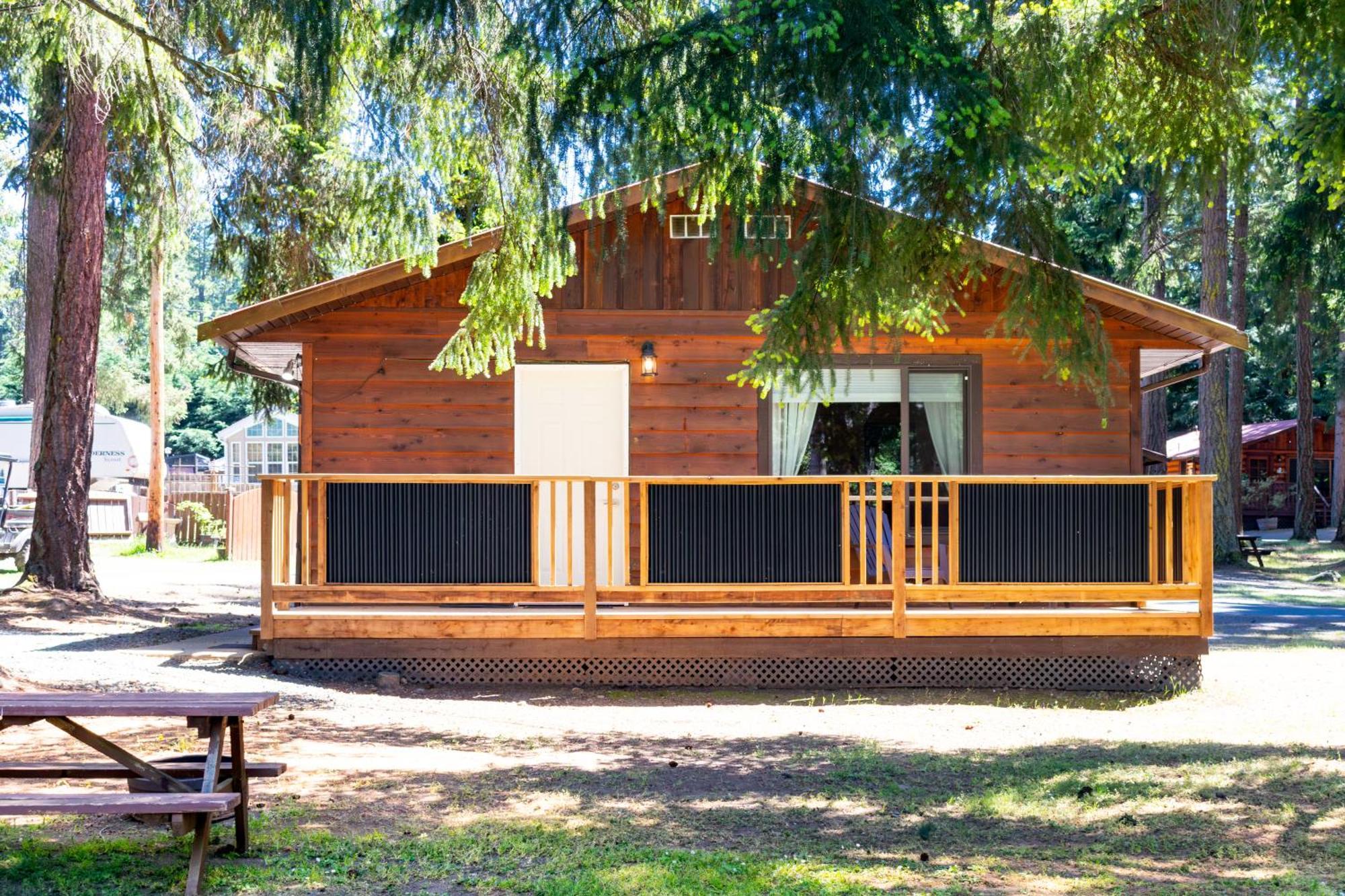 Riverbend Cottage & Rv Resort Parksville Buitenkant foto